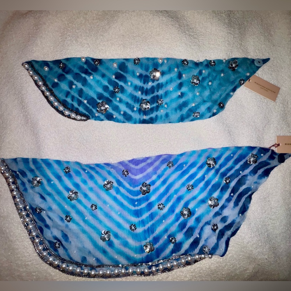 Mignonne Gavigan Mommy and me scarfs. Blue with beads and pearls